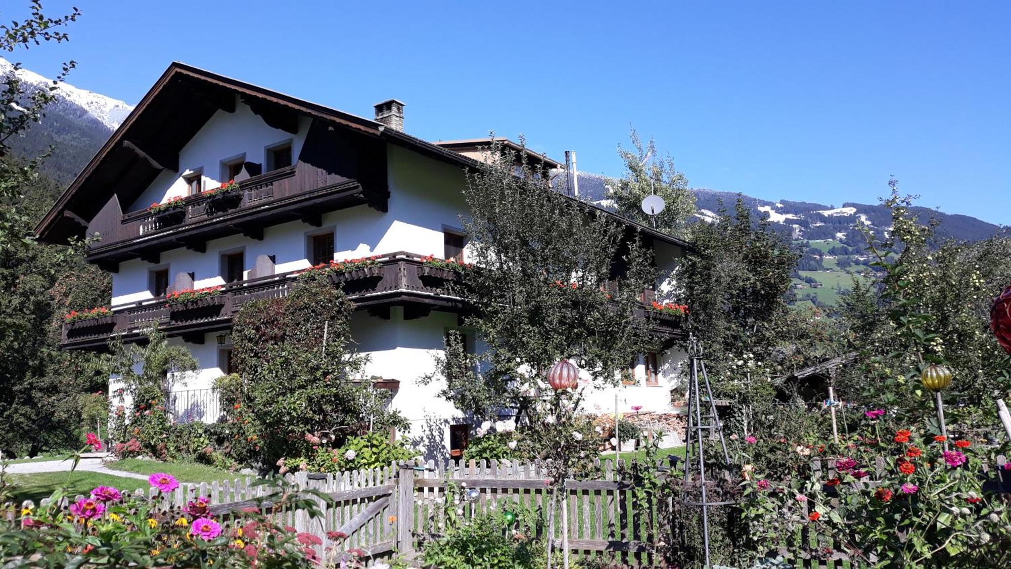 Gaestehaus Pfister Maria Hippach Exterior foto